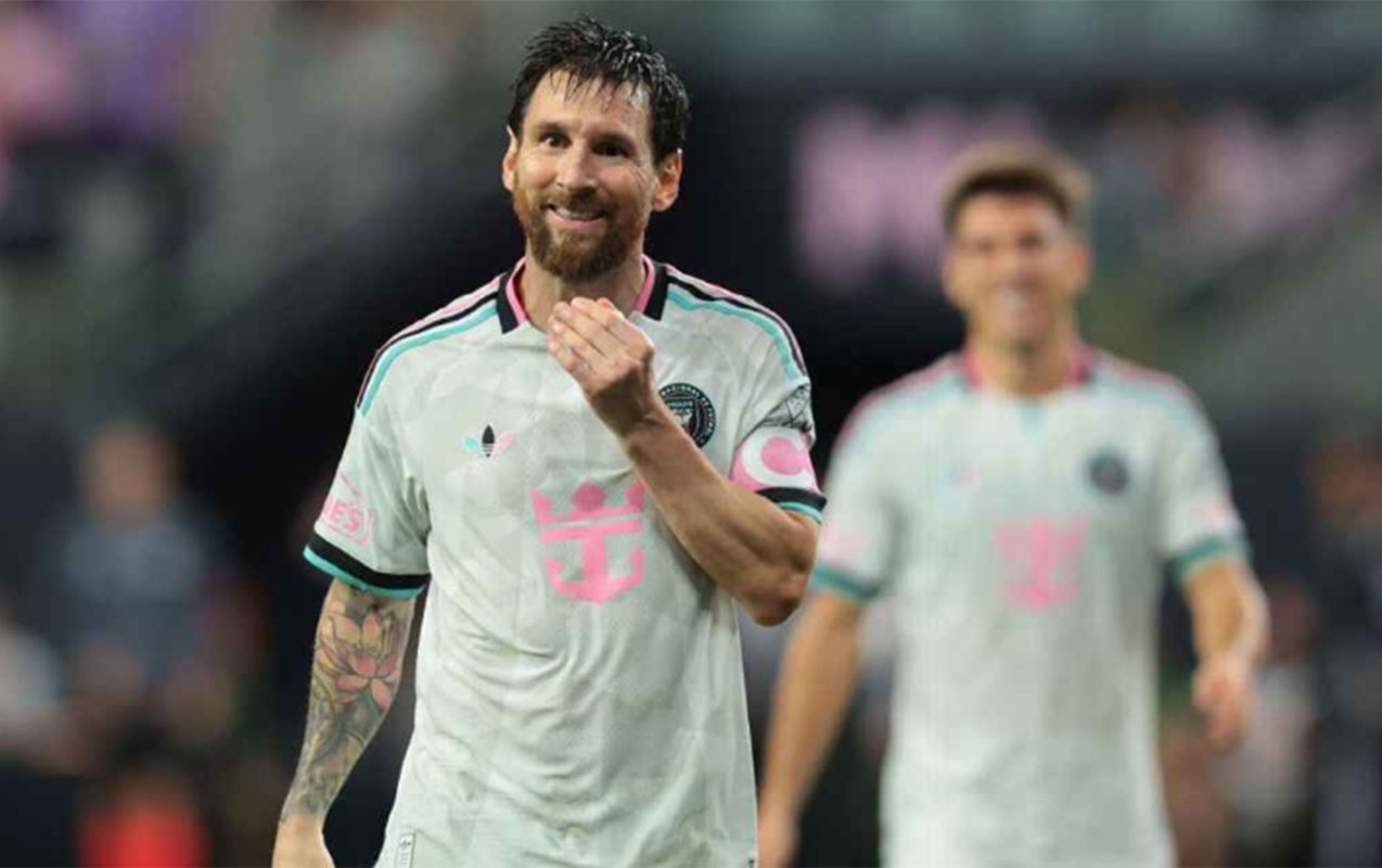 Messi zirvədə möhkəmləndi