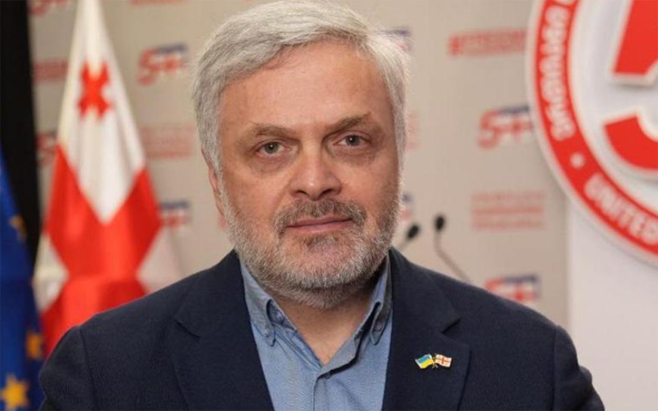 Gürcüstanın sabiq müdafiə nazirinə həbs qərarı - Dövlətə xəyanətdə ittiham olunur