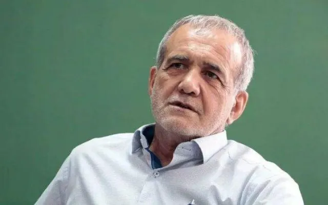 Xamenei sağdır, qərarları özü verir - Pezeşkian