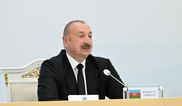 Evindən çamadanlarla dolu milyonlar çıxdı, ört-basdır etdilər